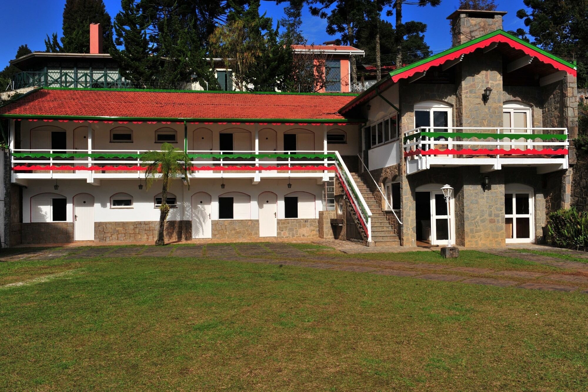 Pousada Villaggio Di Roma Campos do Jordão Kültér fotó